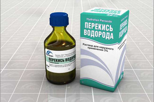 Перекись водорода поможет отбелить кухонные полотенца.